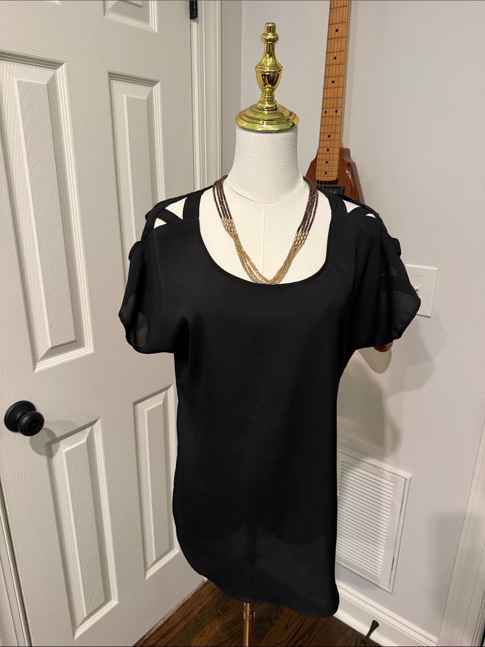 Express Black Short-Sleeve Blouse with Shoulder Cutouts